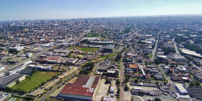 fotos-que-eu-tirei-com-meu-drone-la-no-parolin-v0-rhofthcjxw4b1-scaled
